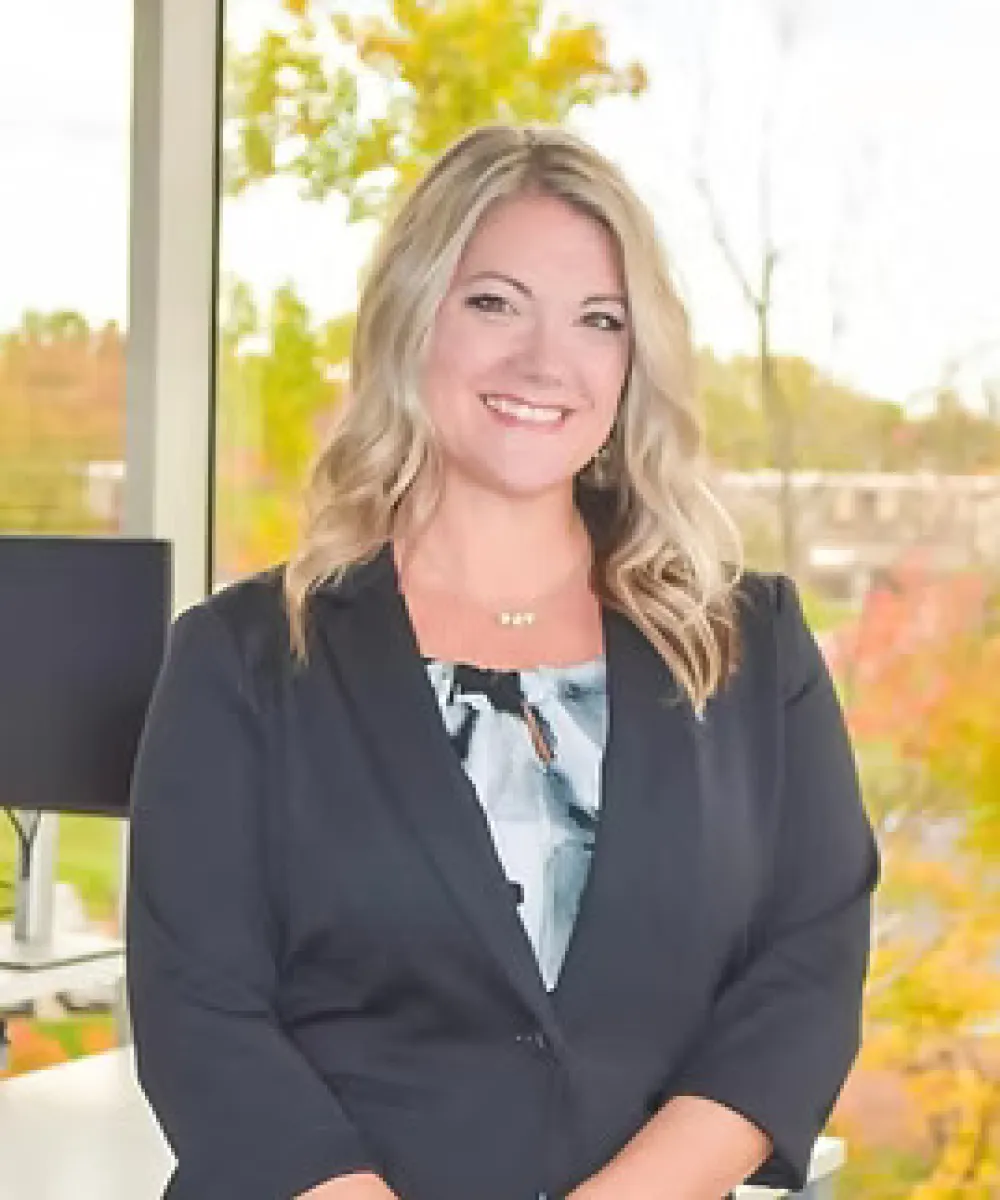 Nichole Ivancic | Client Assistant | LakePointe Advisors